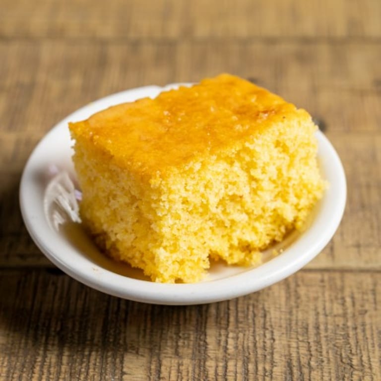 Golden Cornbread: A Southern Comfort Favorite